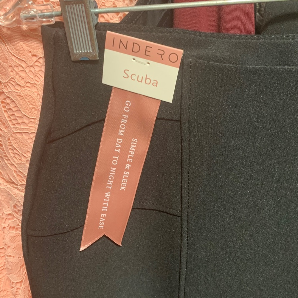 #051 Size s/m indero NWT Elegant Black scuba Women's leggings - Picture 3 of 4